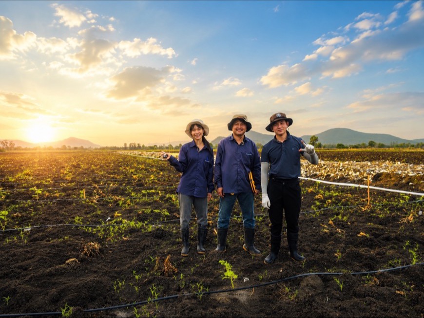 ทีมงานและเกษตรกร Good Seed Farm